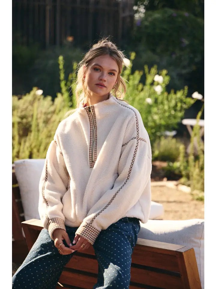 The Cozy Cabin Sherpa