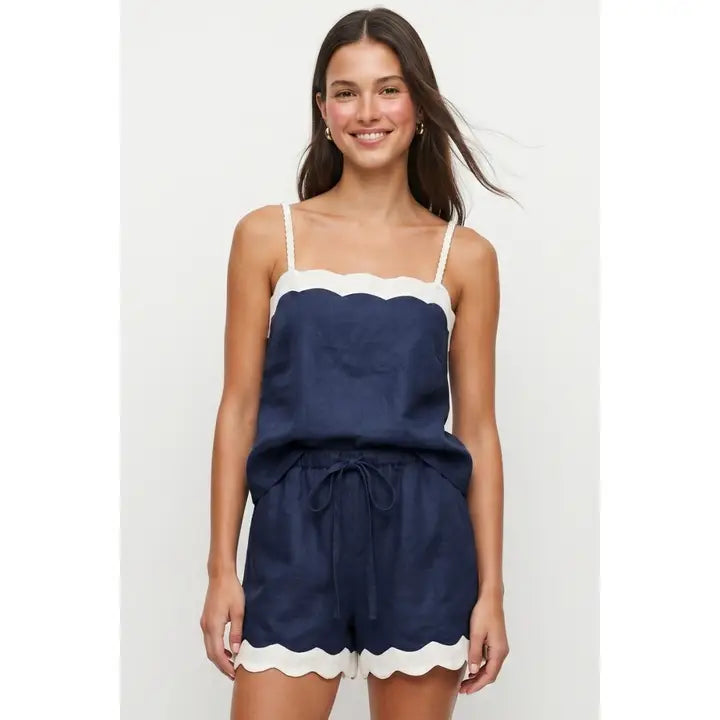 Scallop Trim Tank