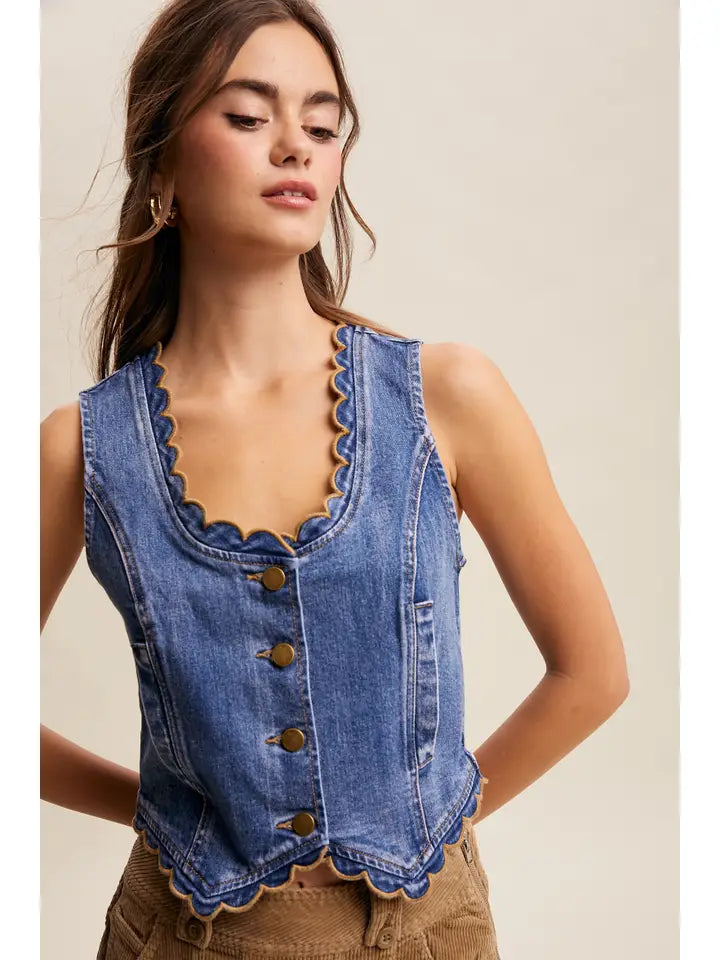 Scallop Trim Vest
